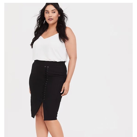 TORRID BLACK PREMIUM PONTE LACE-UP PENCIL SKIRT - Picture 1 of 4